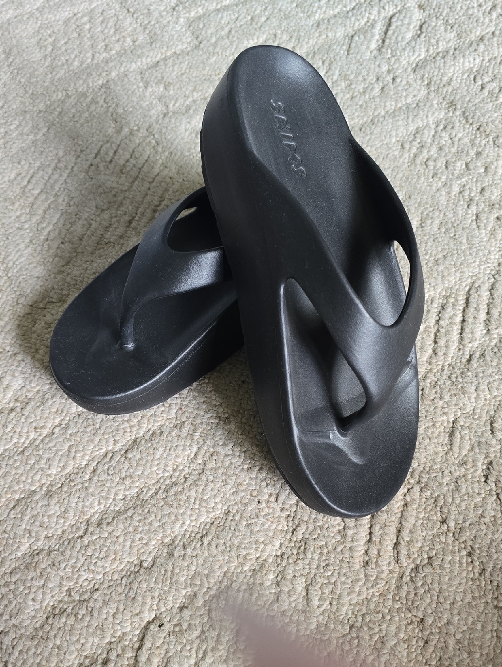 SKIMS Black Platform Thong Sandals
